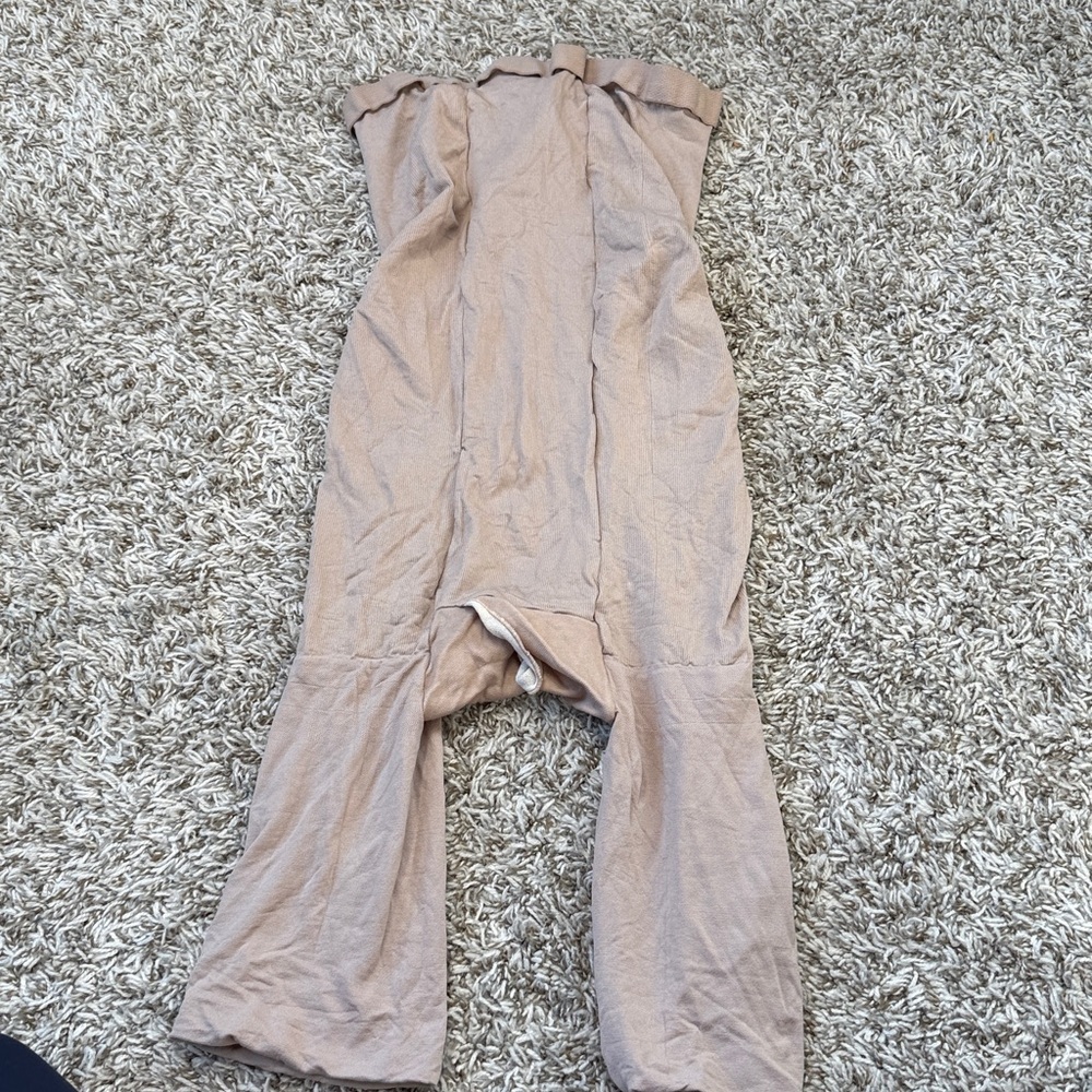 Spanx Shapewear Tan Nude size F - Picture 10 of 14